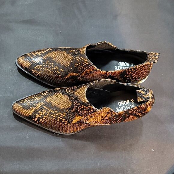 BLEECKER & BOND SNAKE PRINT CHUNKY HEEL SLIP-ON POINTED TOE BOOTIE - Picture 6 of 15
